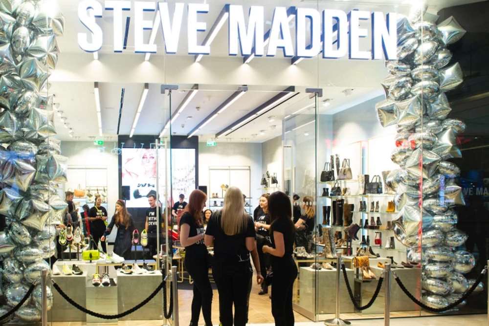 Steve Madden é uma marca de luxo? Eis o que precisa de saber