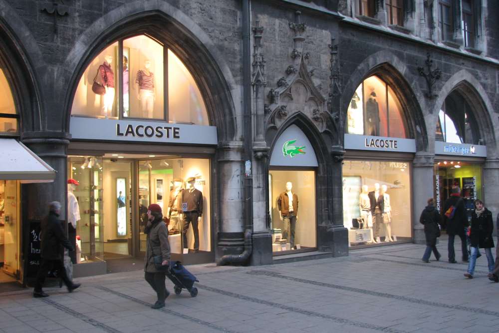 Ali je Lacoste luksuzna znamka? Tukaj je vse, kar morate vedeti