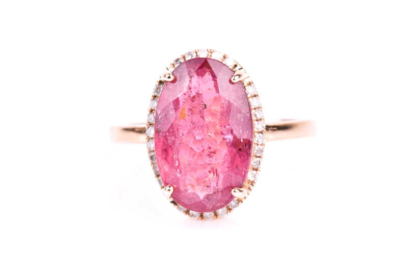 As 12 mais belas pedras preciosas cor-de-rosa: o guia definitivo