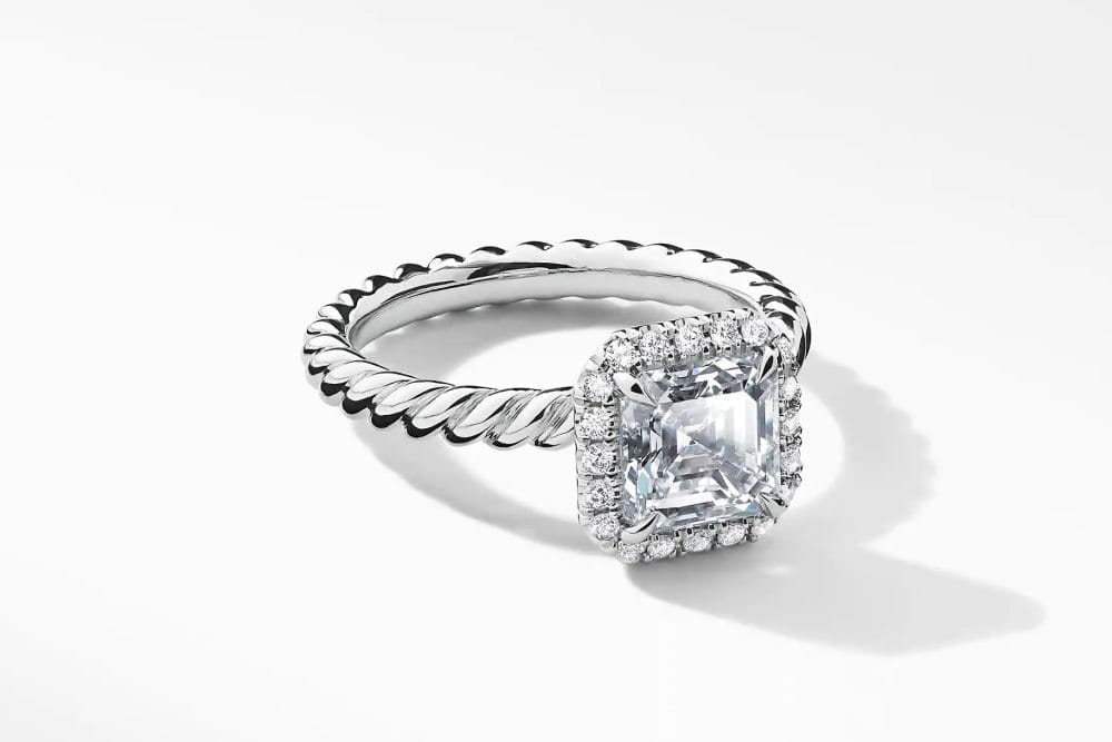 Asscher Cut diamant förlovningsring: 10 bästa köpråd